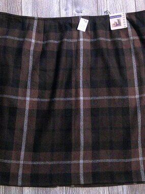 NWT "Venezia Jeans" for LANE BRYANT Wool Blend Plaid SKIRT Woman Plus Sz 24